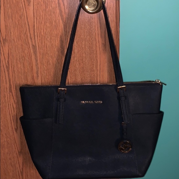 Michael Kors Handbags - Michael Kors navy purse